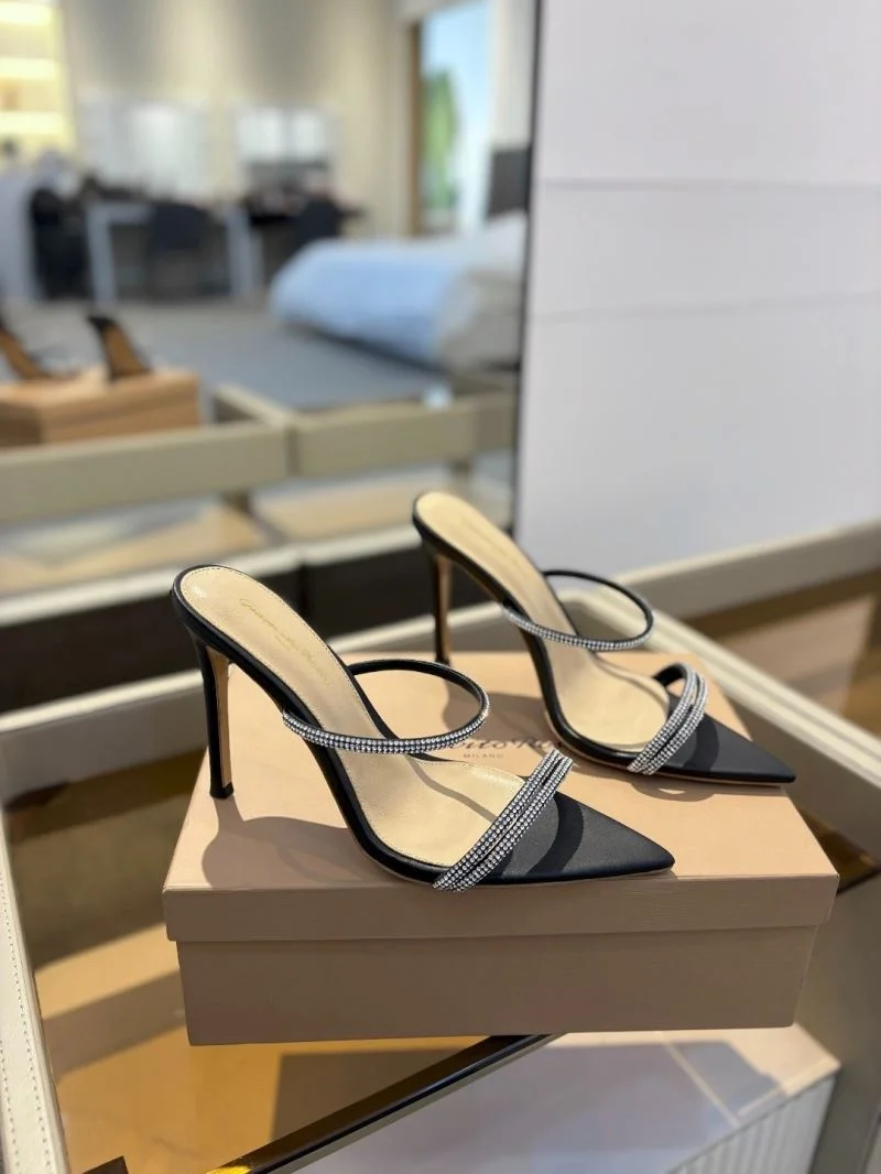 Neat Gianvito Rossi Sandals 9987
