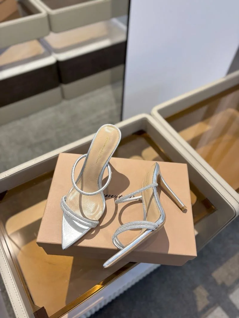 Popular Gianvito Rossi Sandals 10041