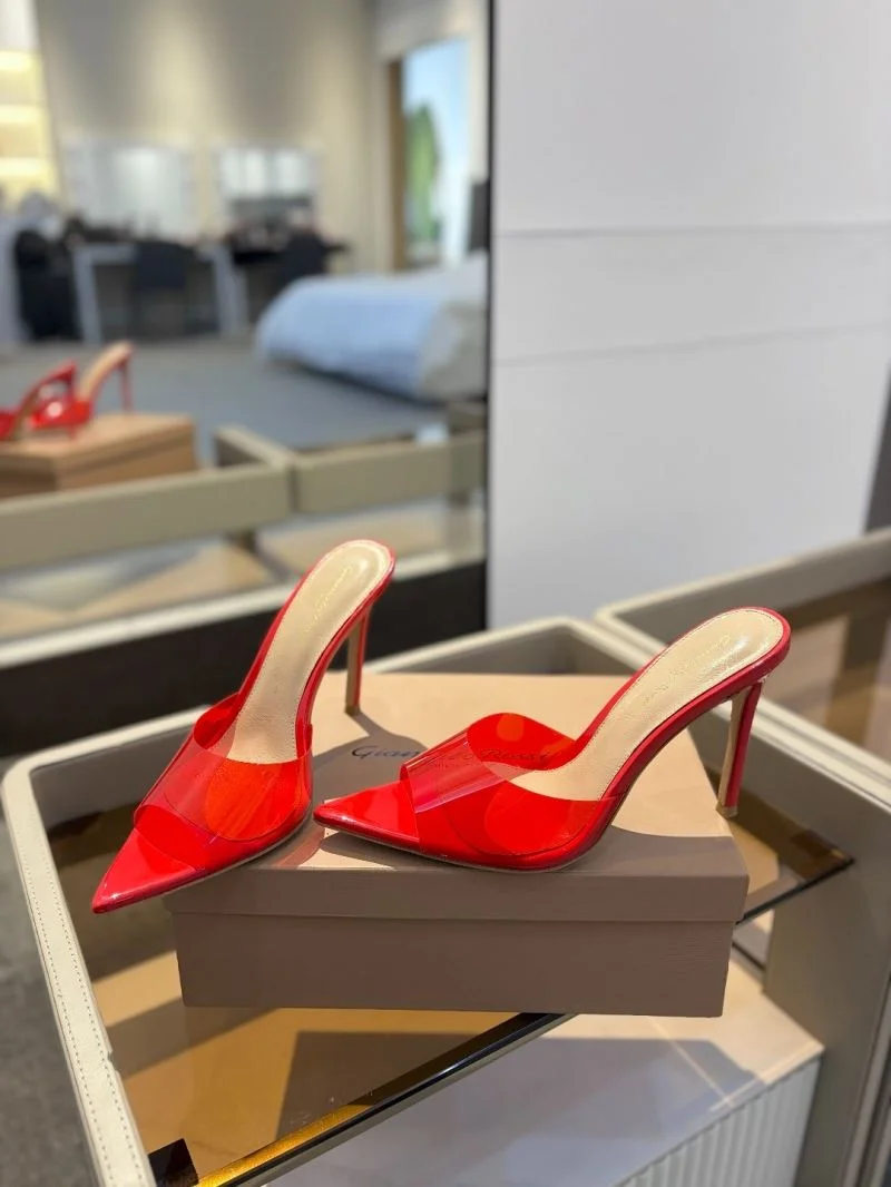 Resilient Gianvito Rossi Sandals 9963