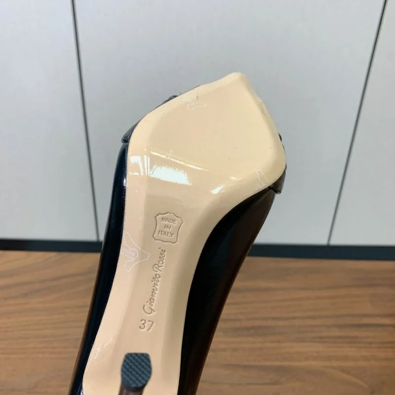 Gianvito Rossi Shoes Breathable 12366