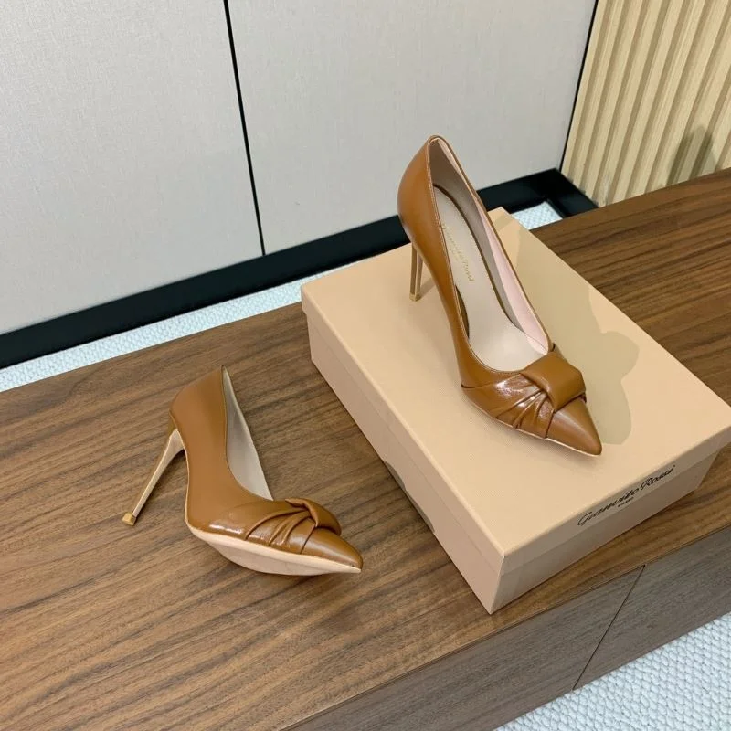 FreshLook Gianvito Rossi Shoes 12345