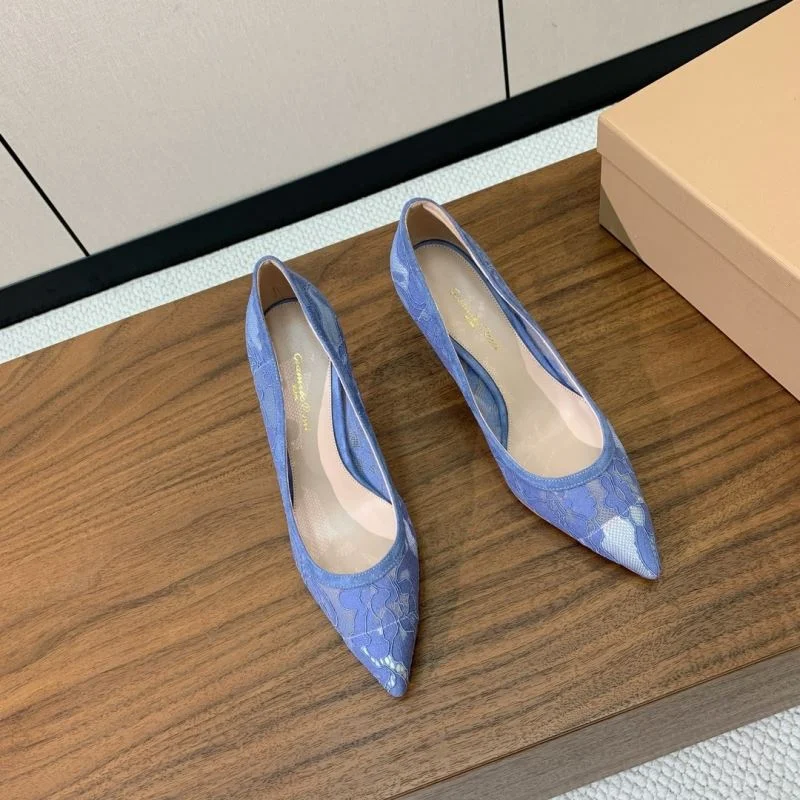 Sporty Gianvito Rossi Shoes 12340