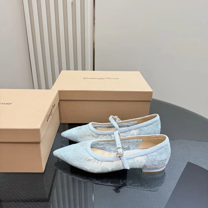 Minimalist Gianvito Rossi Shoes 9992
