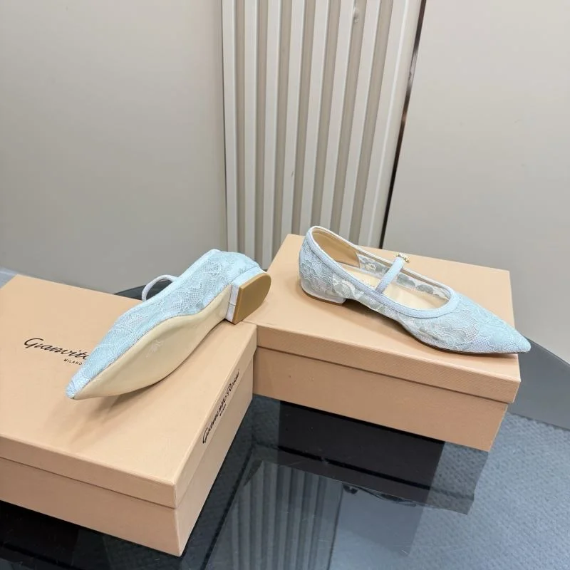 Minimalist Gianvito Rossi Shoes 9992