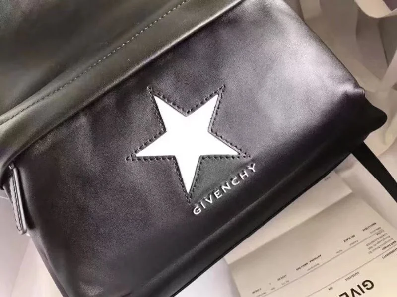FashionForward Givenchy Backpacks 44943
