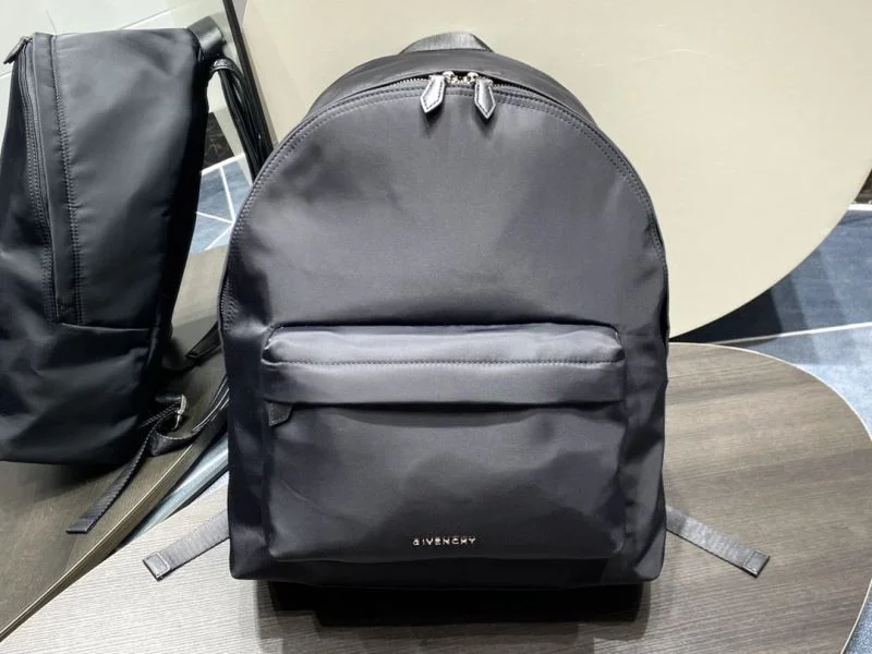 Givenchy Backpacks Sleek 44584