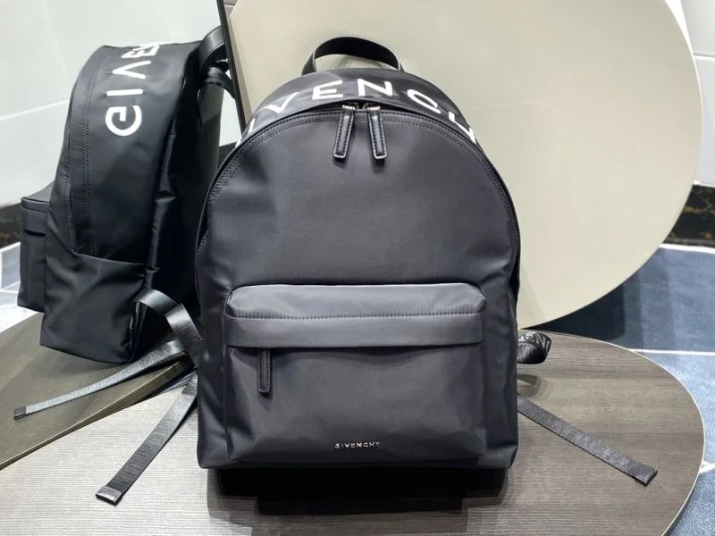 Givenchy Backpacks Resilient 44578