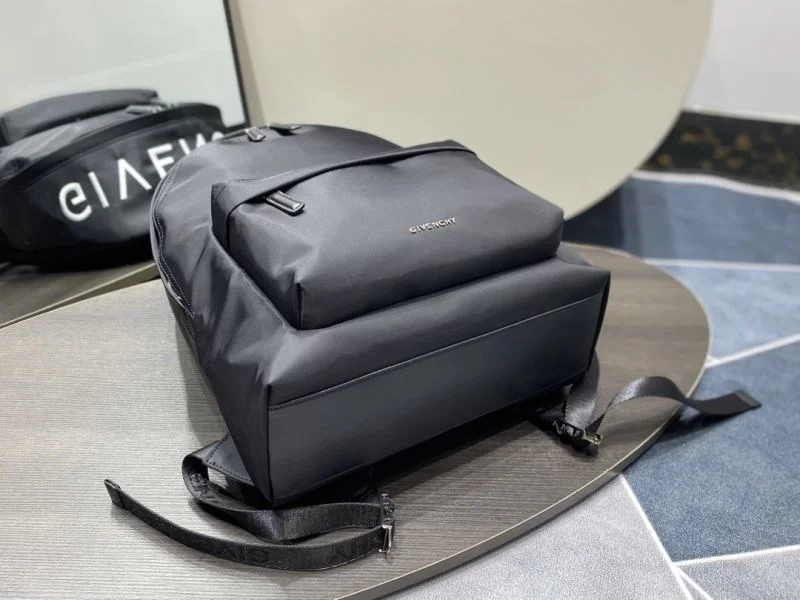 Givenchy Backpacks Resilient 44578