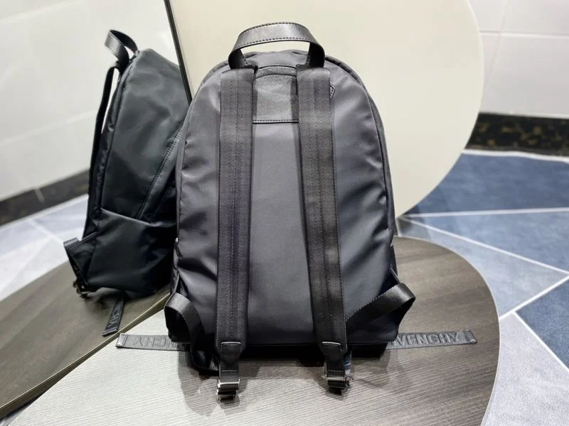 Givenchy Backpacks Cozy 44701