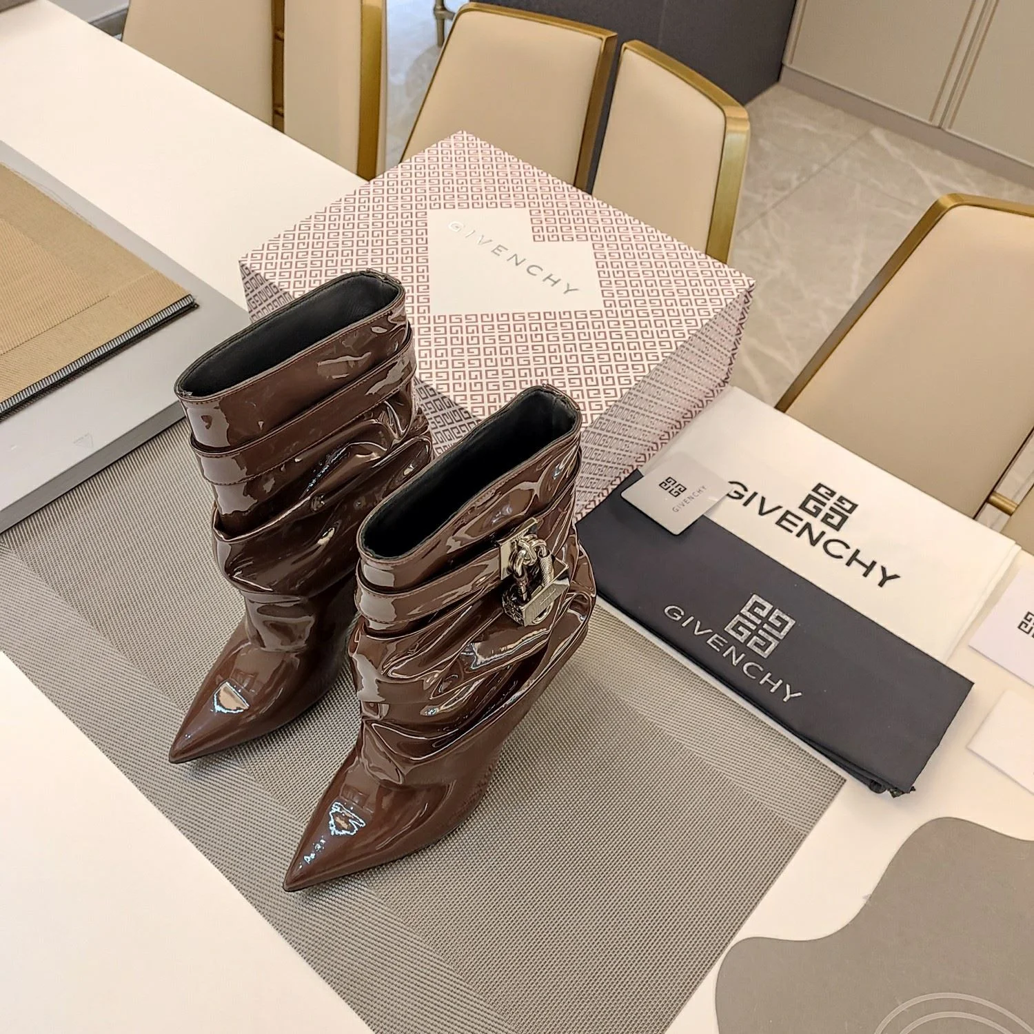 Youthful Givenchy Boots 8125