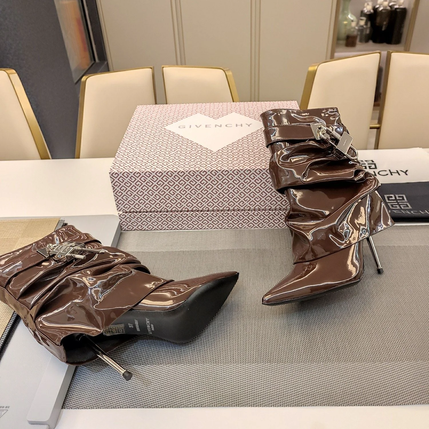 Youthful Givenchy Boots 8125