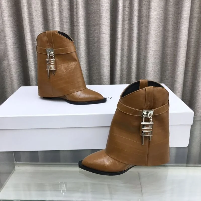 Givenchy Boots Vibrant 15715