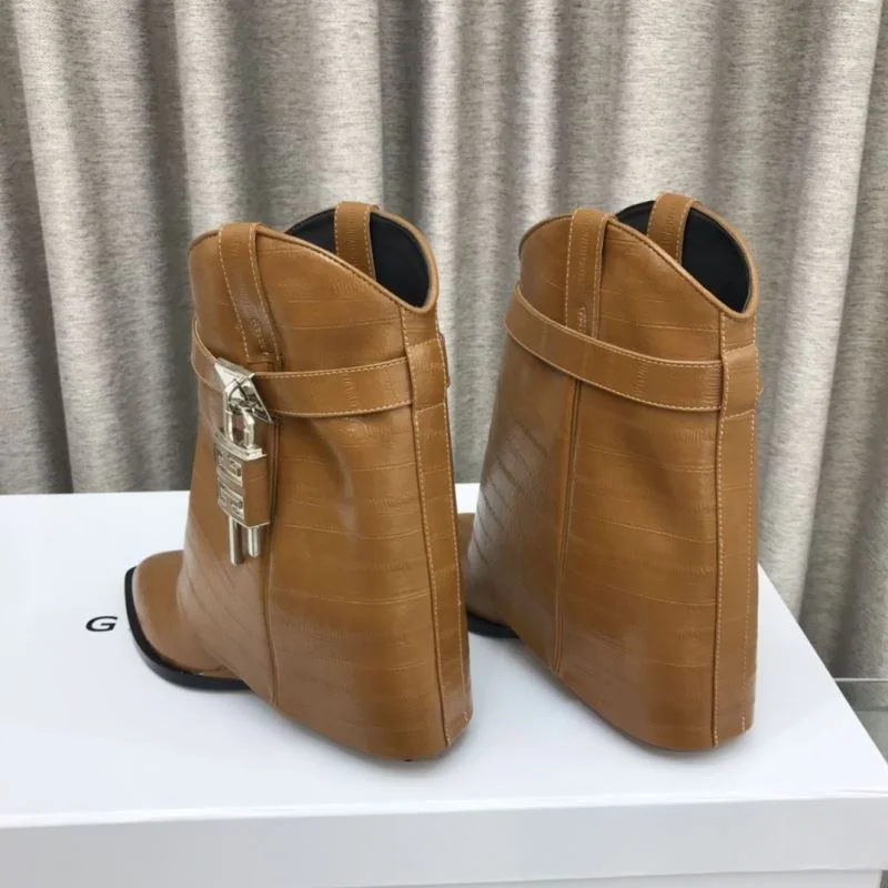 Givenchy Boots Vibrant 15715