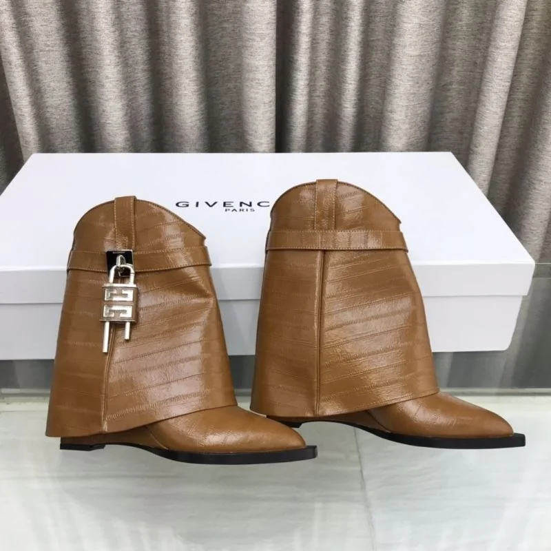 Givenchy Boots Vibrant 15715
