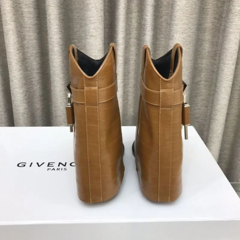 Givenchy Boots Vibrant 15715