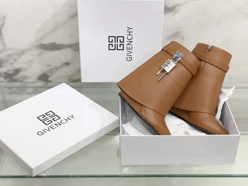 FashionForward Givenchy Boots 15711