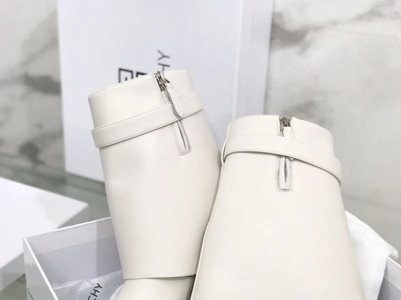 Givenchy Boots Lightweight 15709