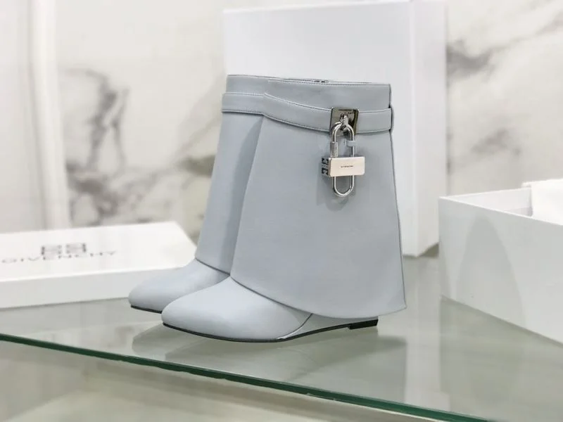 Thermal Givenchy Boots 15741