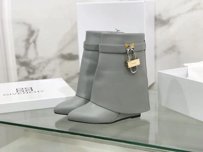 Givenchy Boots EasyCare 15708