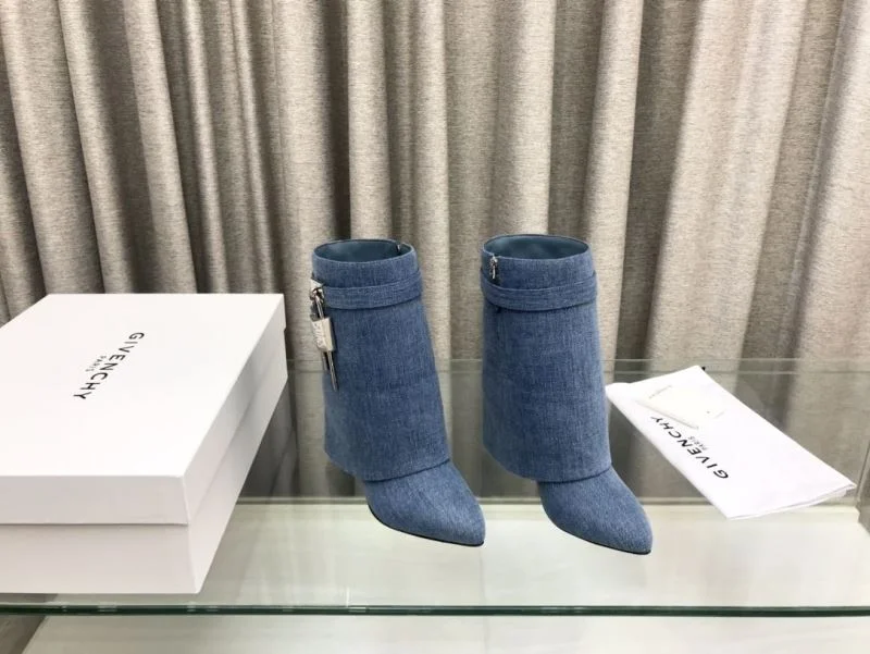 Givenchy Boots Compact 15705