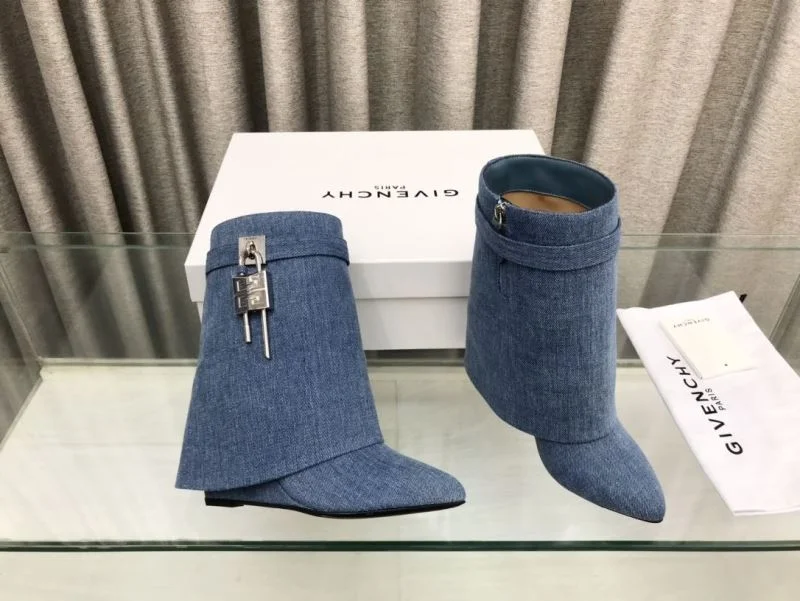 Givenchy Boots Compact 15705