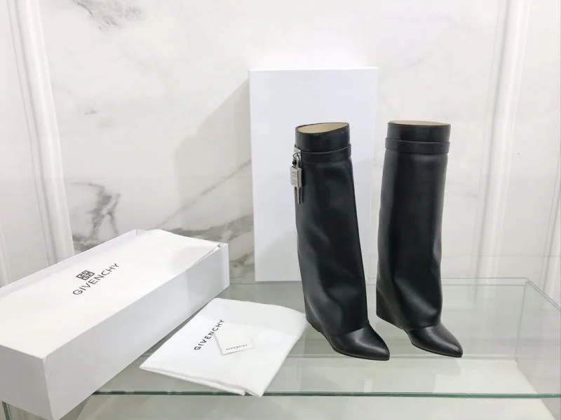 Neat Givenchy Boots 15703