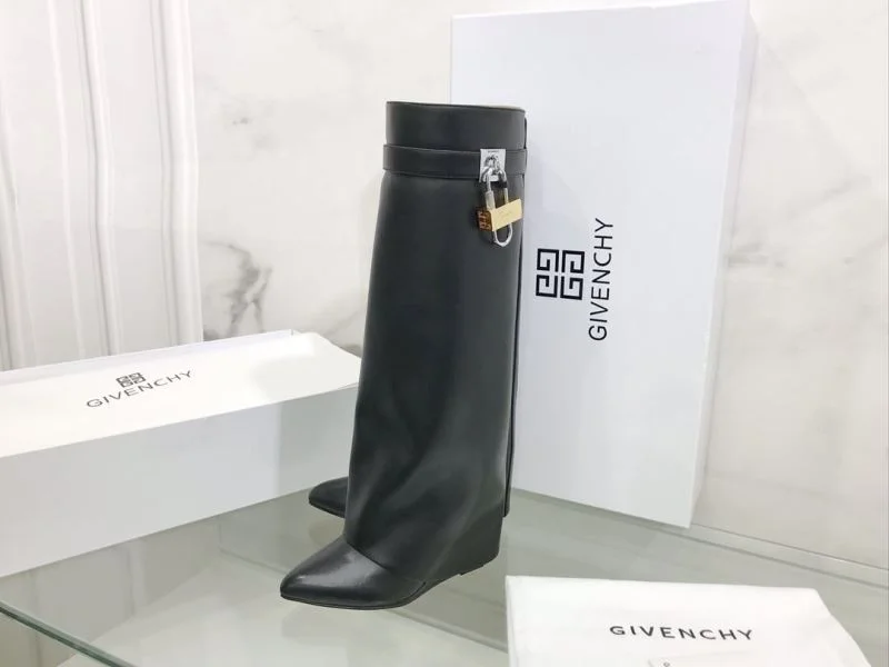 Neat Givenchy Boots 15703