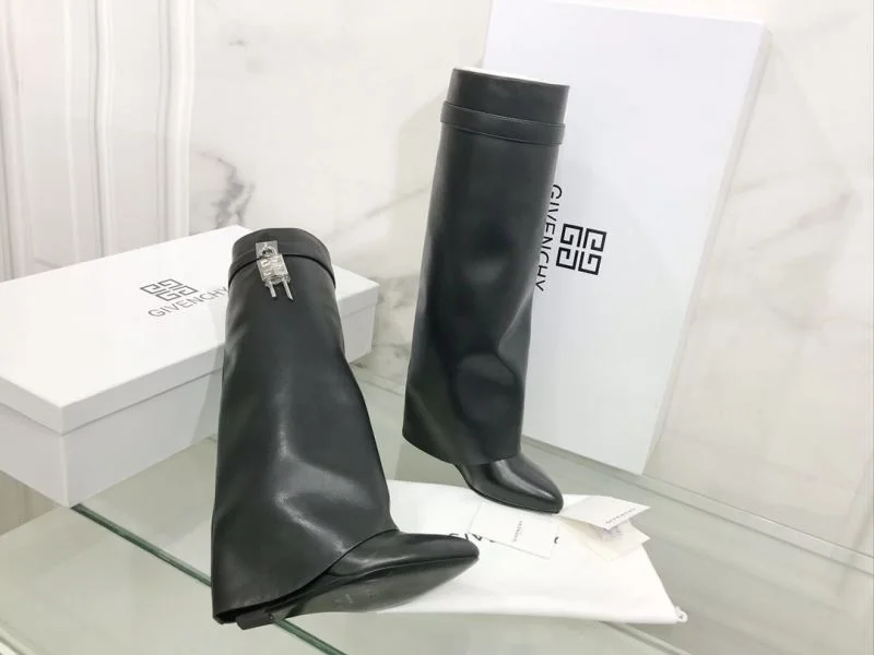 Neat Givenchy Boots 15703