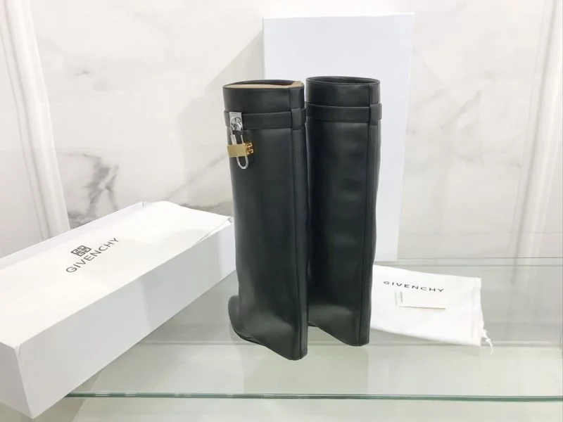 Neat Givenchy Boots 15703