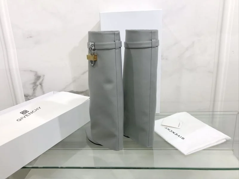 SmoothTexture Givenchy Boots 15704