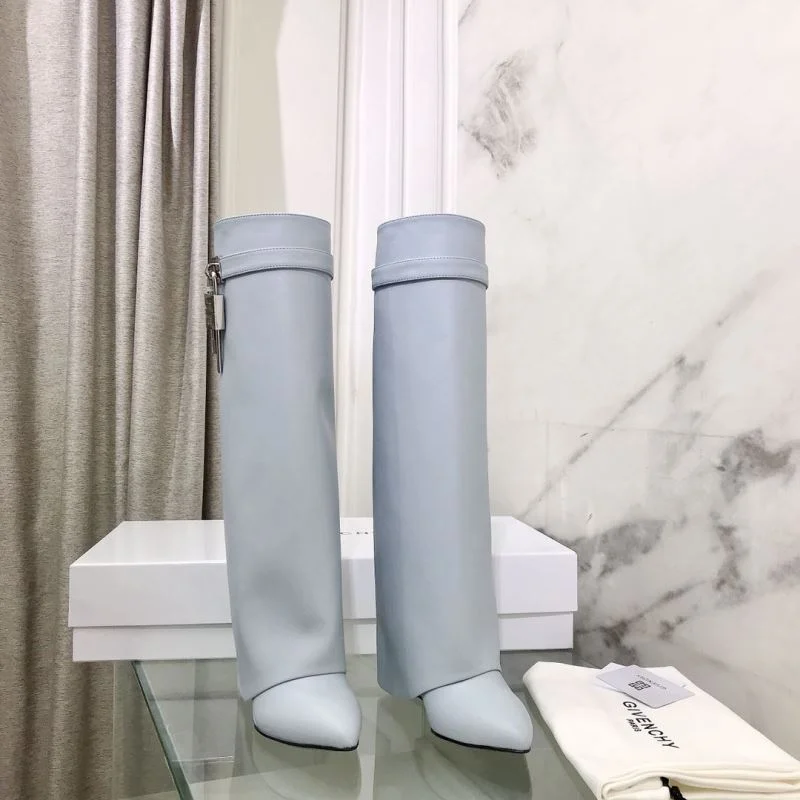 Minimalist Givenchy Boots 15750