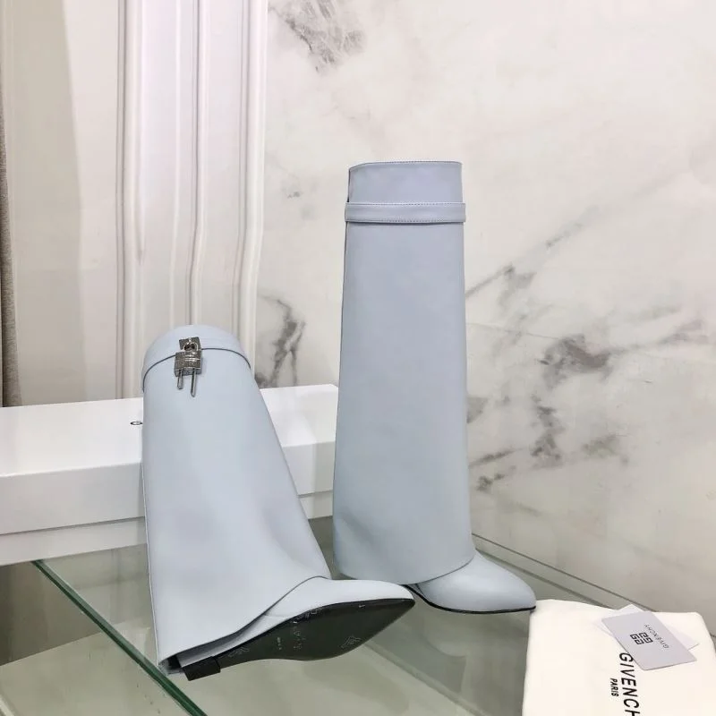 Minimalist Givenchy Boots 15750