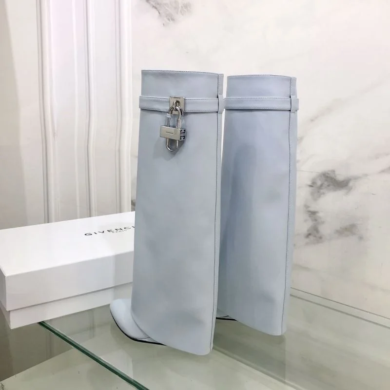 Minimalist Givenchy Boots 15750