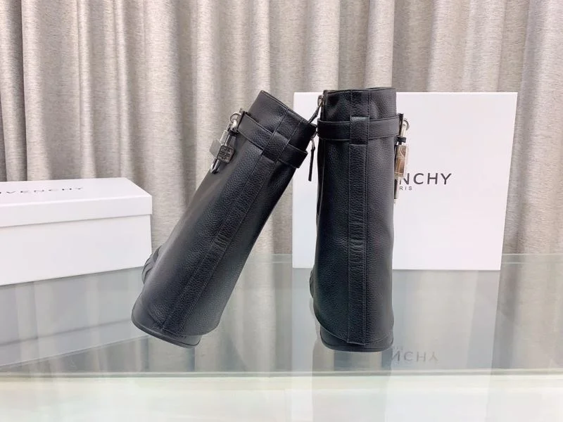 Lightweight Givenchy Boots 15693