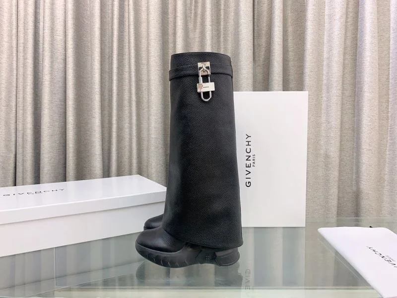 WellDesigned Givenchy Boots 15696
