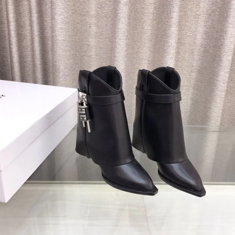 Reliable Givenchy Boots 15679