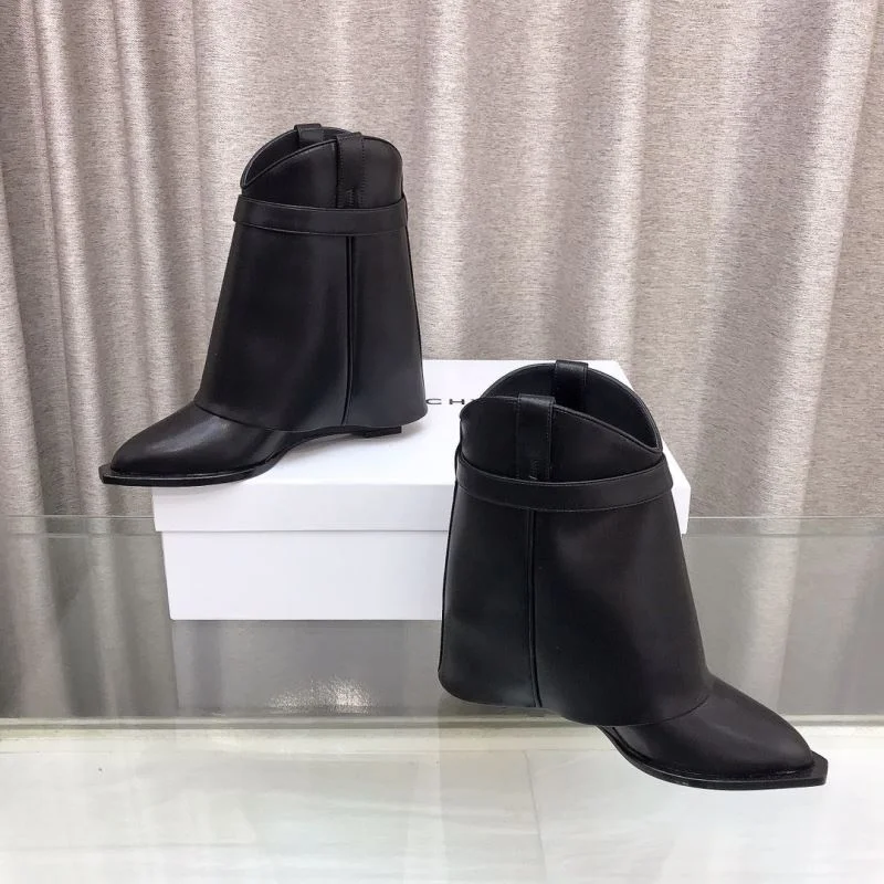Reliable Givenchy Boots 15679