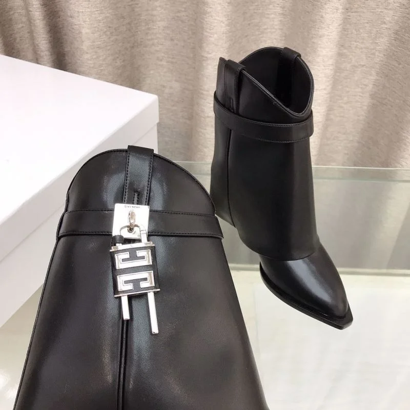 Reliable Givenchy Boots 15679