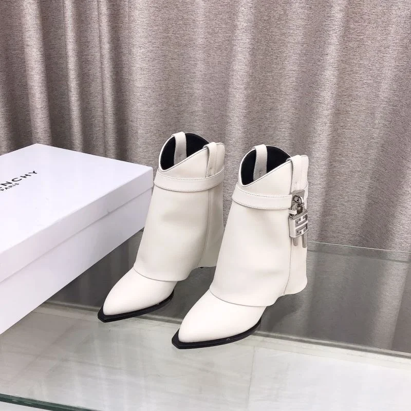 Efficient Givenchy Boots 15749