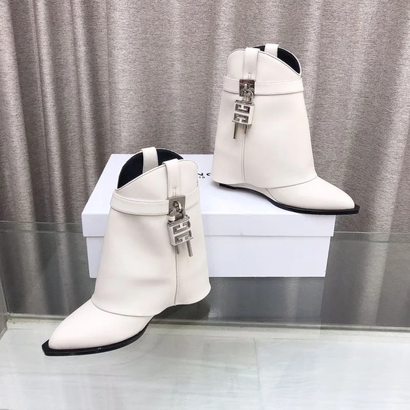 Efficient Givenchy Boots 15749