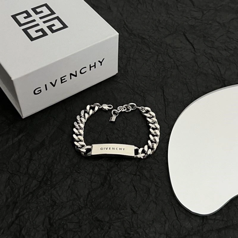 Trendy Givenchy Bracelets 209872