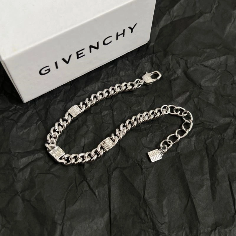 Comfortable Givenchy Bracelets 208767