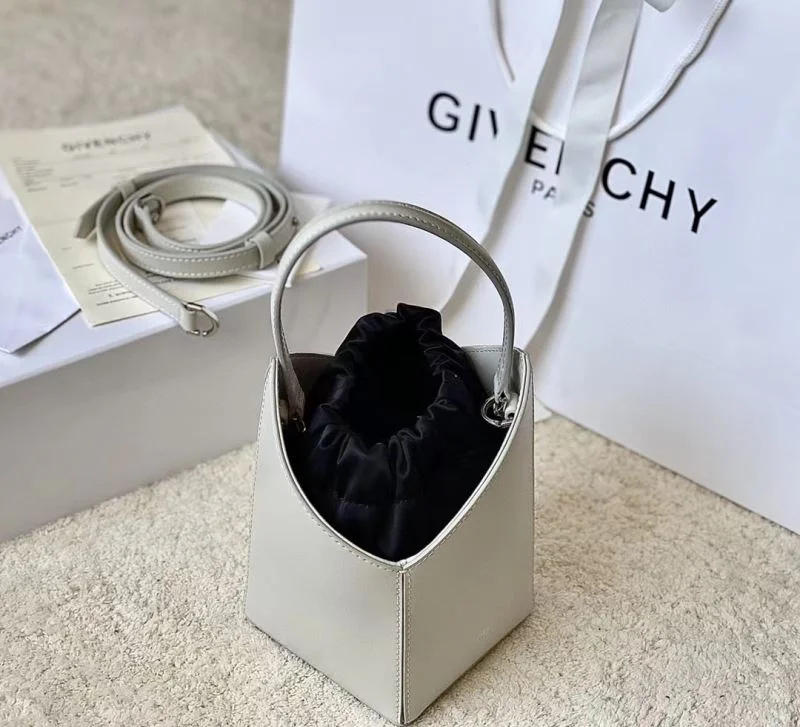 TechFriendly Givenchy Bucket Bags 44927
