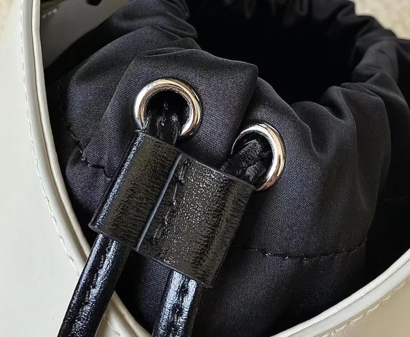 TechFriendly Givenchy Bucket Bags 44927
