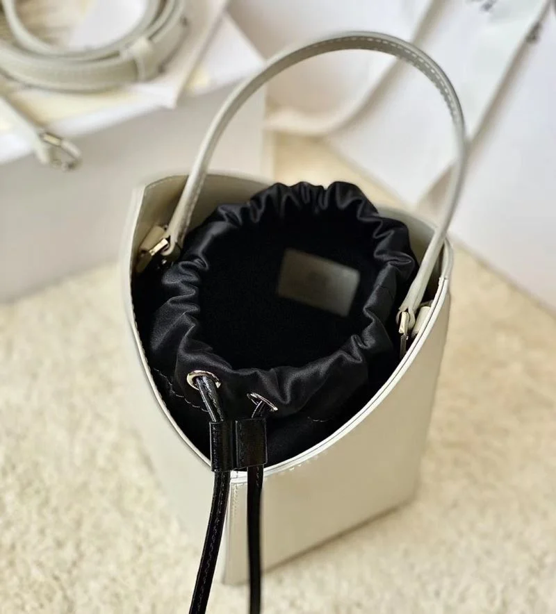 TechFriendly Givenchy Bucket Bags 44927