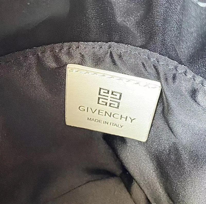 TechFriendly Givenchy Bucket Bags 44927