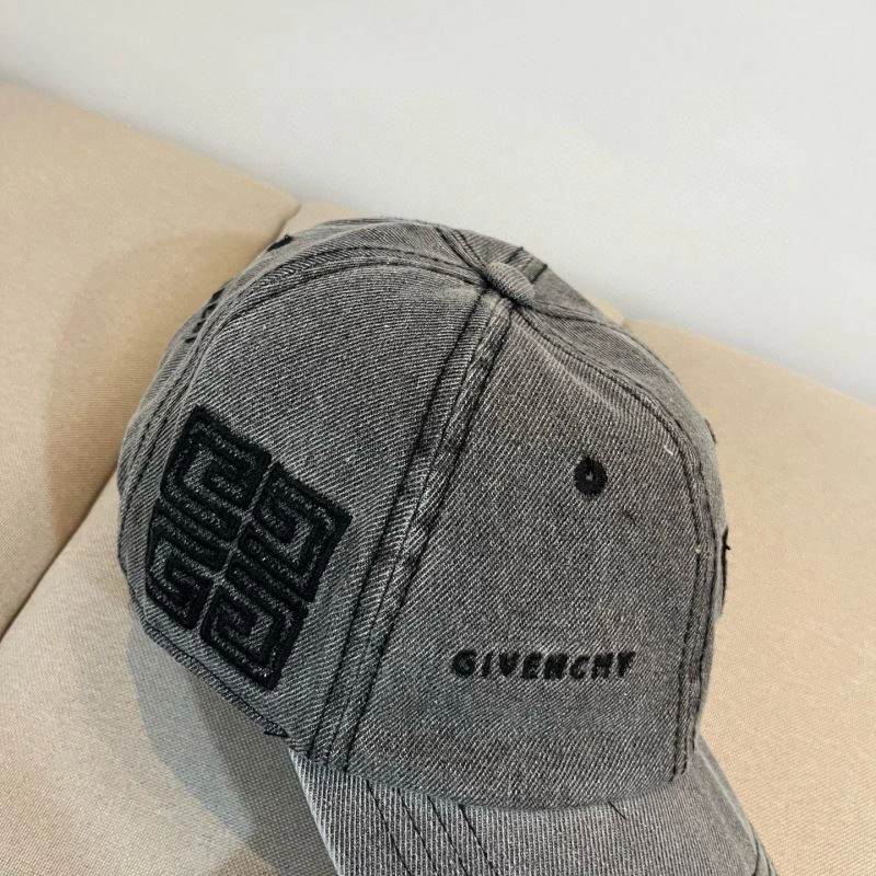 TravelReady Givenchy Caps 262071