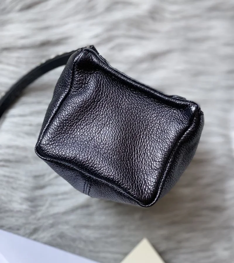 Givenchy Clutch Bags Breathable 44932