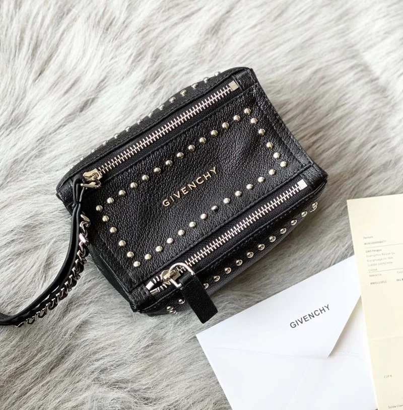 Snug Givenchy Clutch Bags 44930
