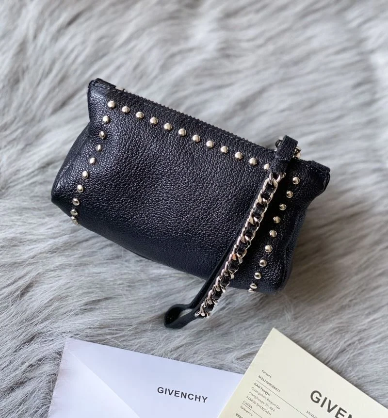 Snug Givenchy Clutch Bags 44930